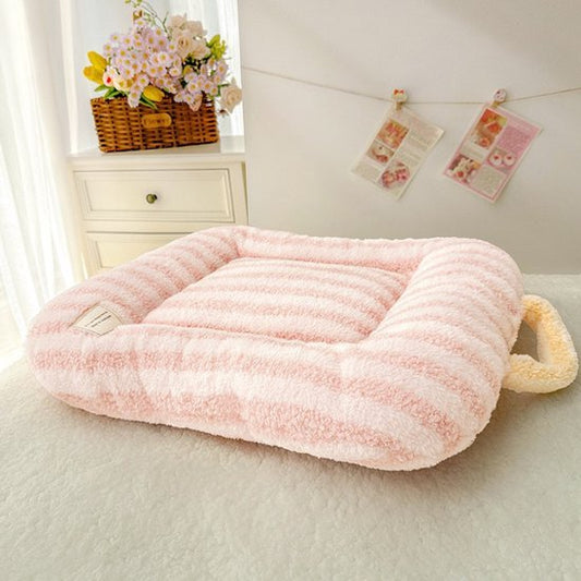 Cat Bed - Pet Mat - Soft and Warm Sleeping Mat for Cats and Small Pets, Comfortable and Cozy - Suitable for All Pets (Pink, S: 40 * 50cm)